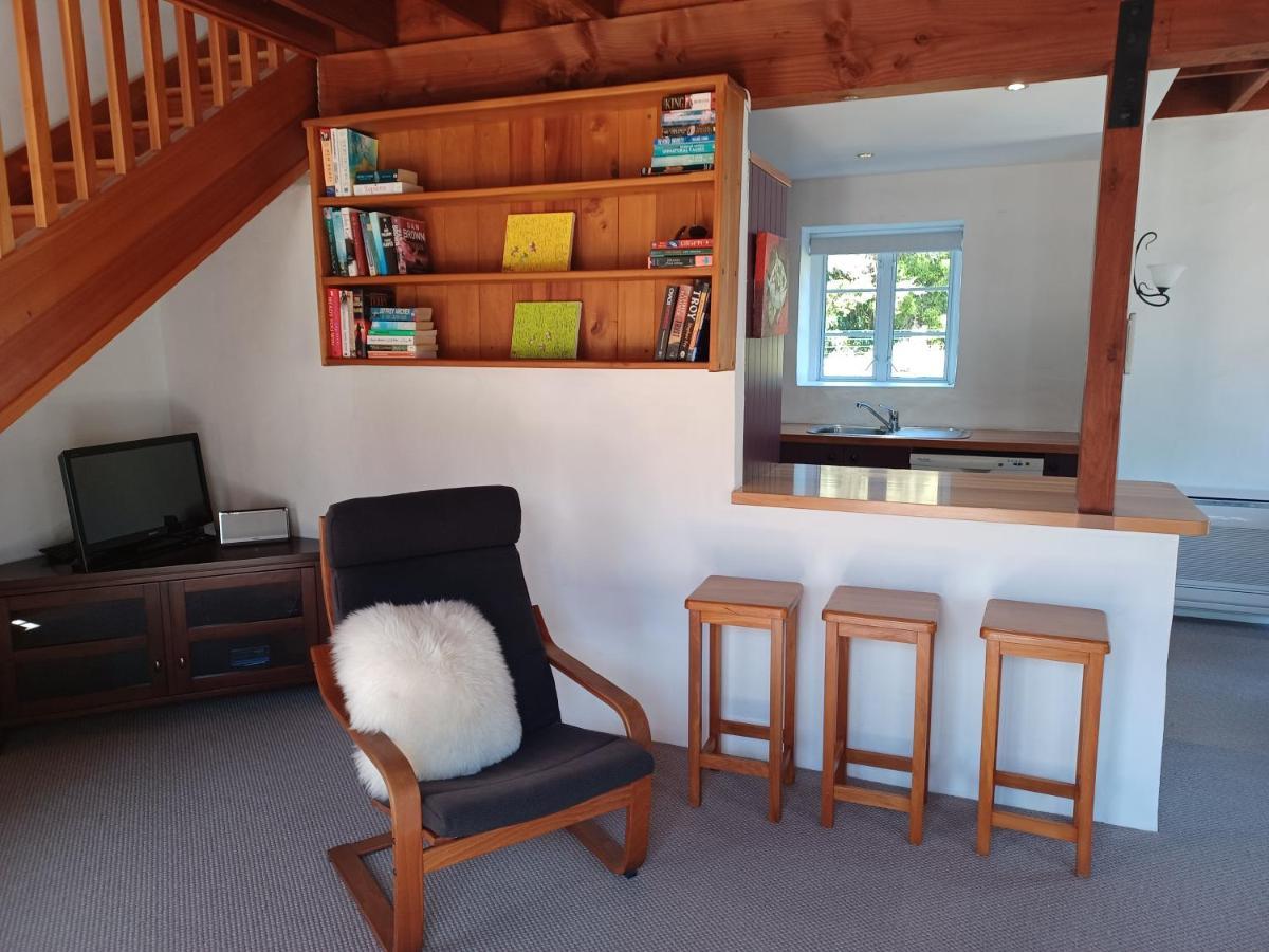 Pirita Vineyard Cottage. Upper Moutere Dış mekan fotoğraf